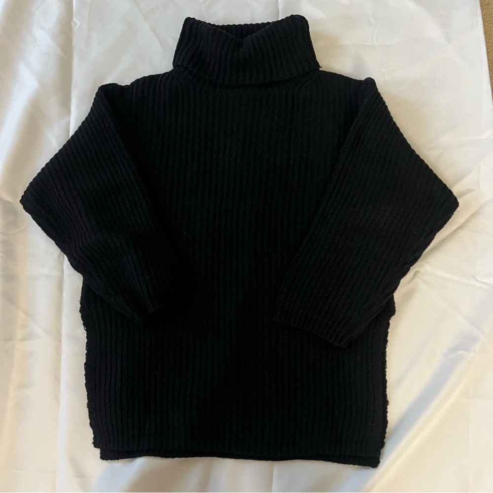 black oversized ribbed turtleneck sweater